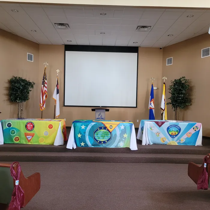 CustomStickersNow.Com - Custom Rectangle Table Covers