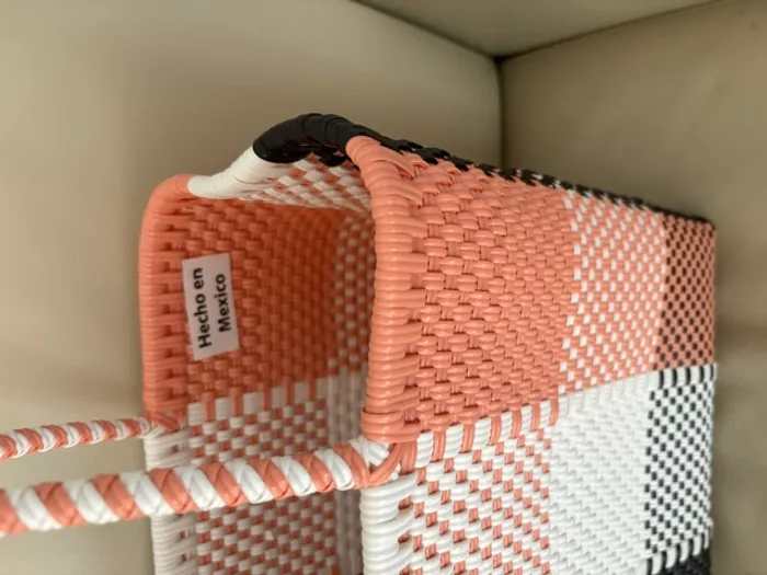 CustomStickersNow.Com
